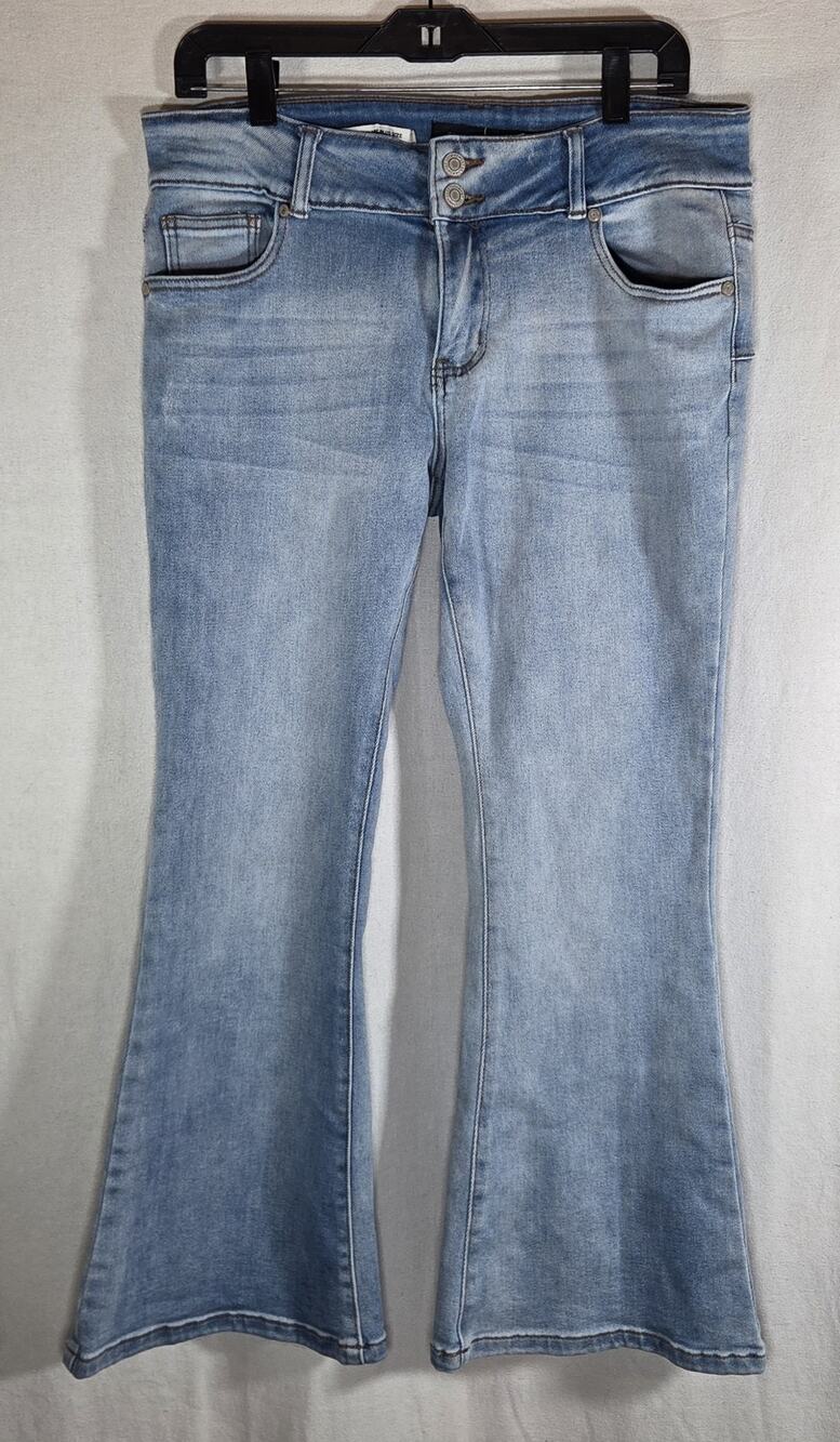 SWEET LOOK Women’s Plus Size 16 Flare Jeans Light Wash Stretch High Rise Denim